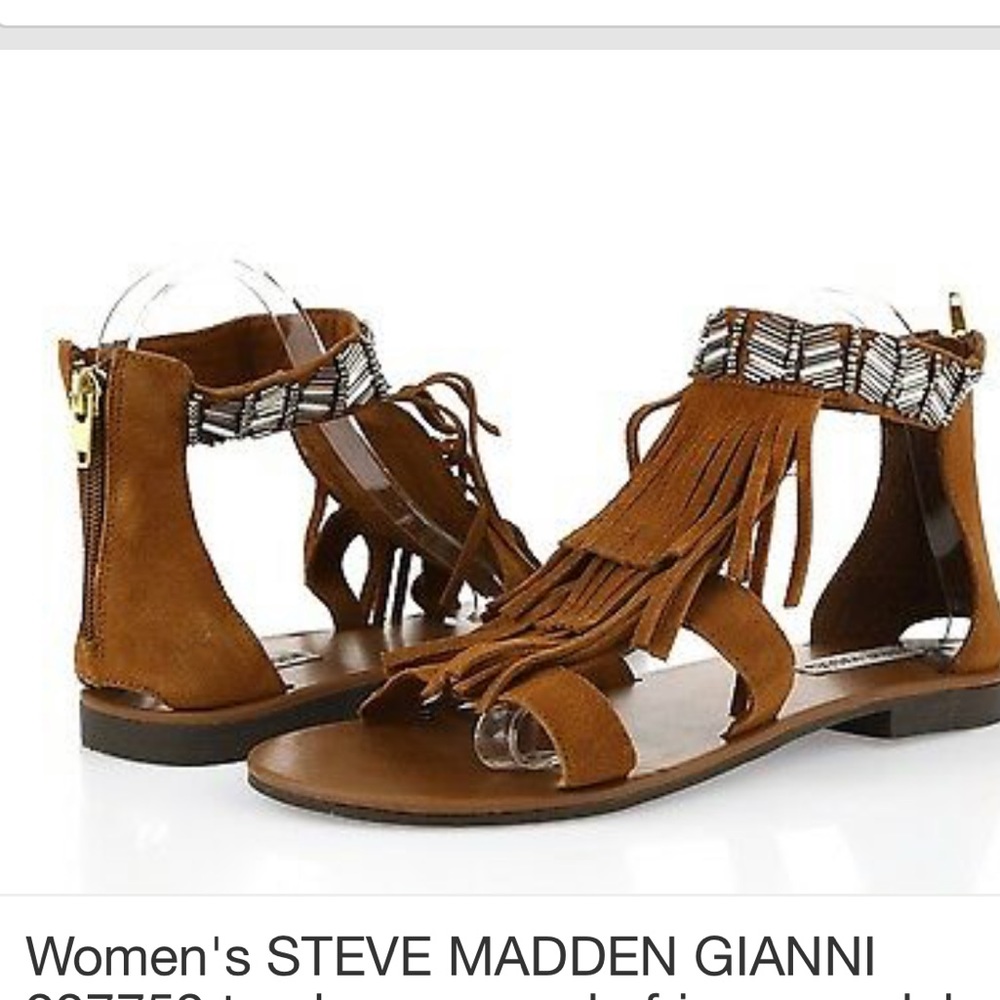 Steve Madden fringe sneakers!! Size 6